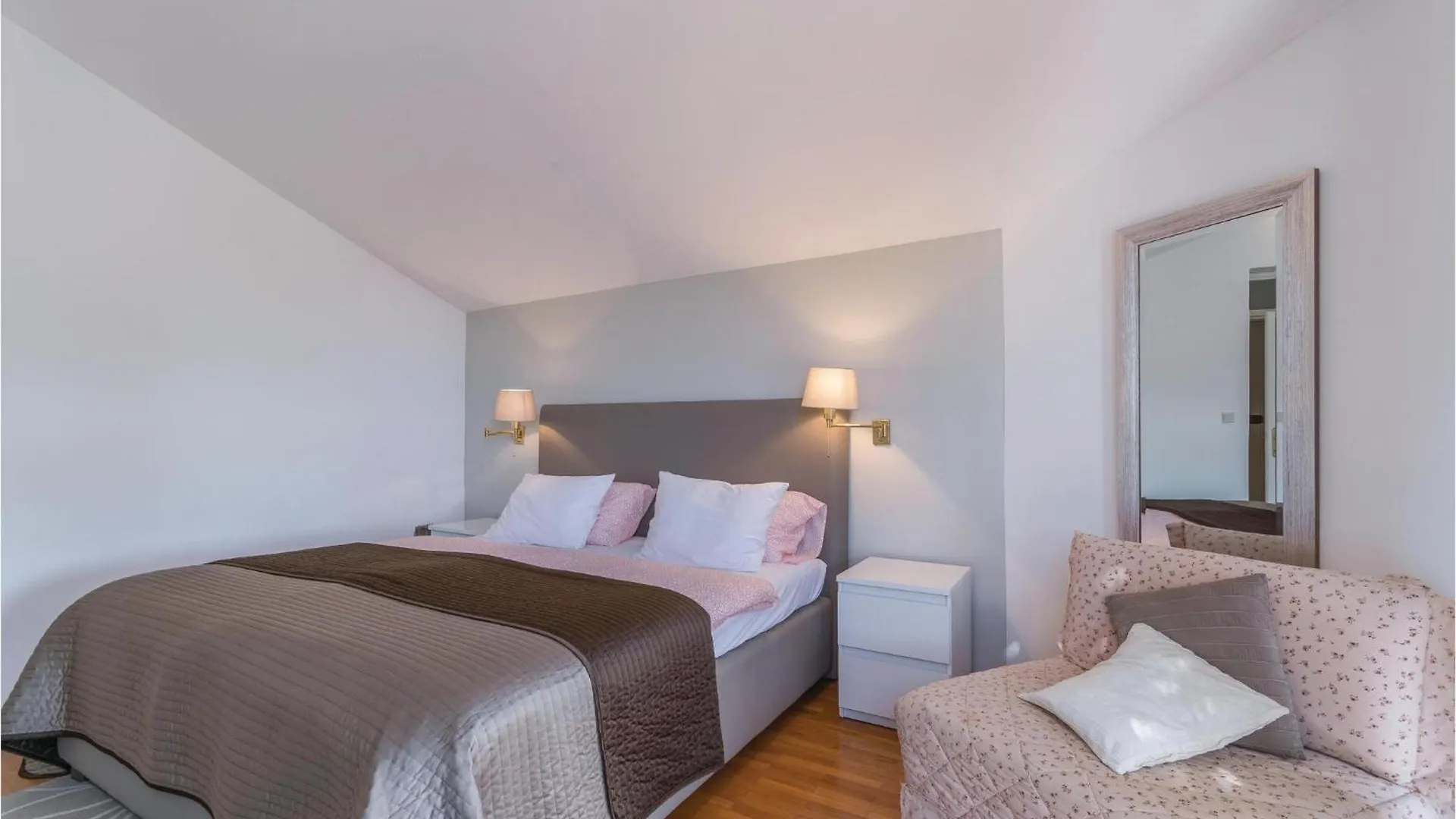 Stunning Apartment In Pula With House Sea View Croatia