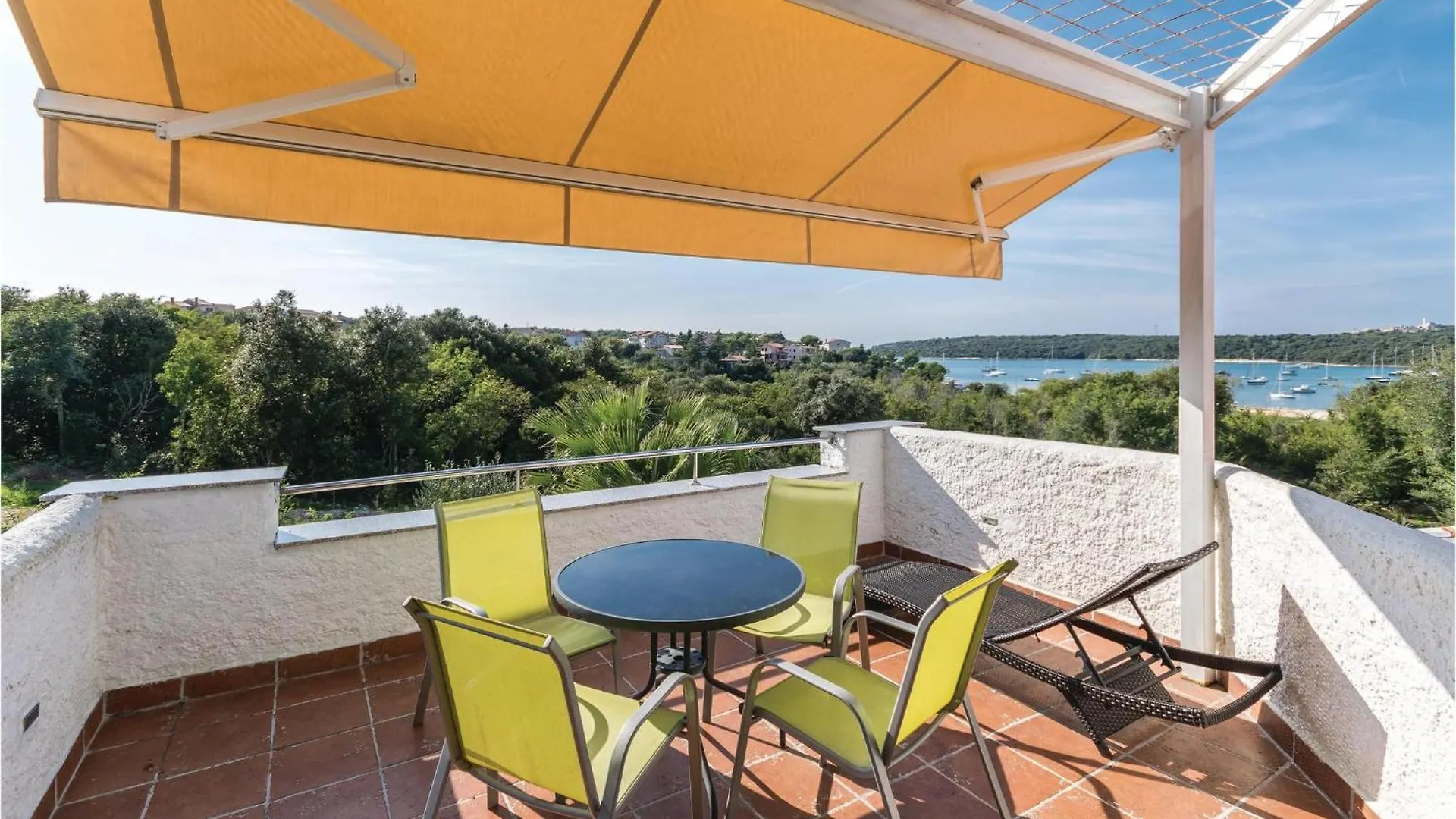 Stunning Apartment In Pula With House Sea View 0*,